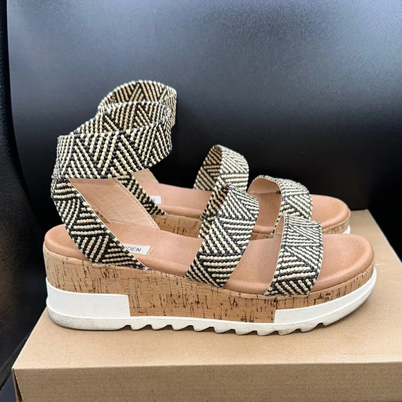 STEVE MADDEN BANDI PLATFORM SANDALS WOMEN BLACK-TAN size 7.5 - Picture 2 of 5